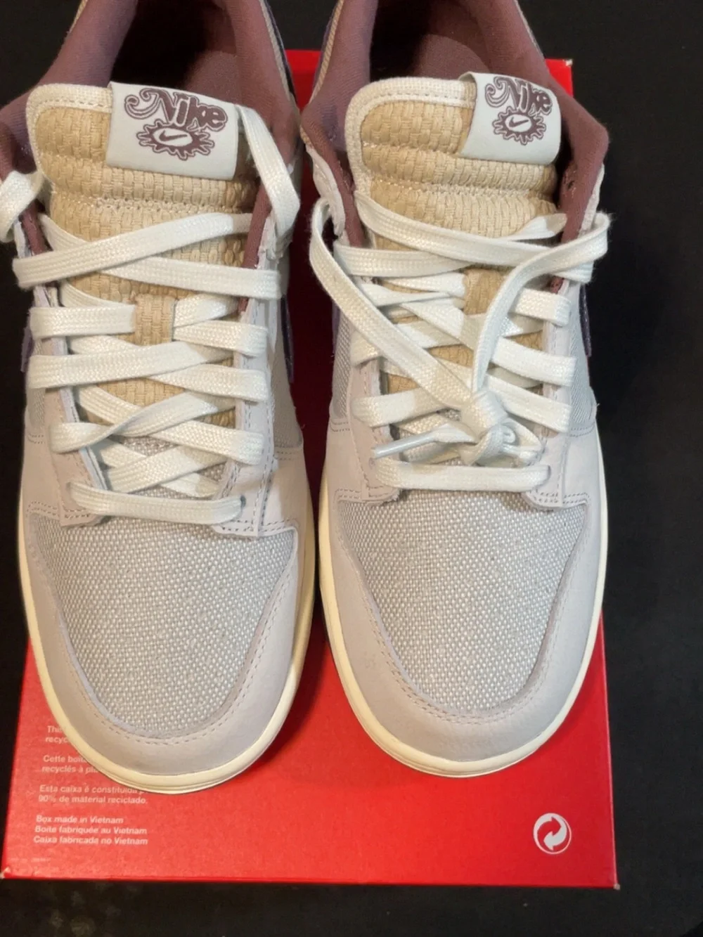 Nike Dunks Men’s Low-Top Sneakers in White, Cream, and Mauve